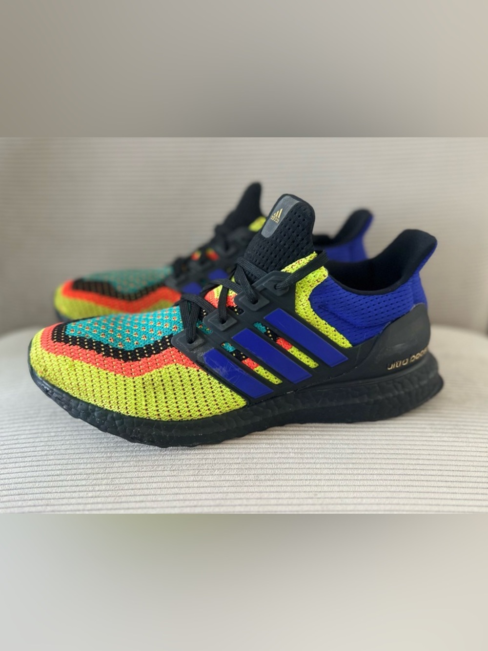Adidas Men’s UltraBoost 2.0 DNA "What The - Core Black" size 8 (FW8711) - Picture 2 of 10